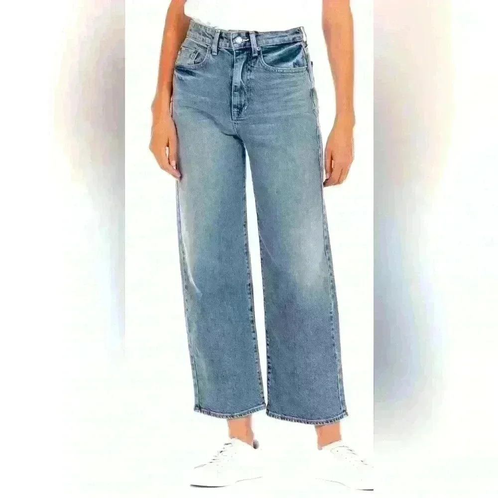 Modern American "Savannah" high waist wide leg distressed jeans  size 32